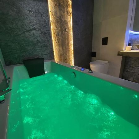 Silver Shine Jacuzzi Cracovia Esterno foto