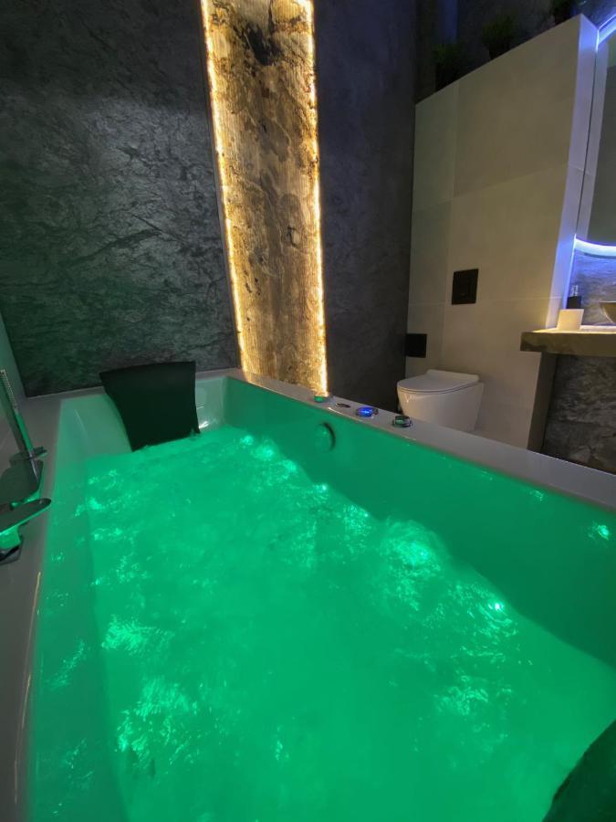 Silver Shine Jacuzzi Cracovia Esterno foto
