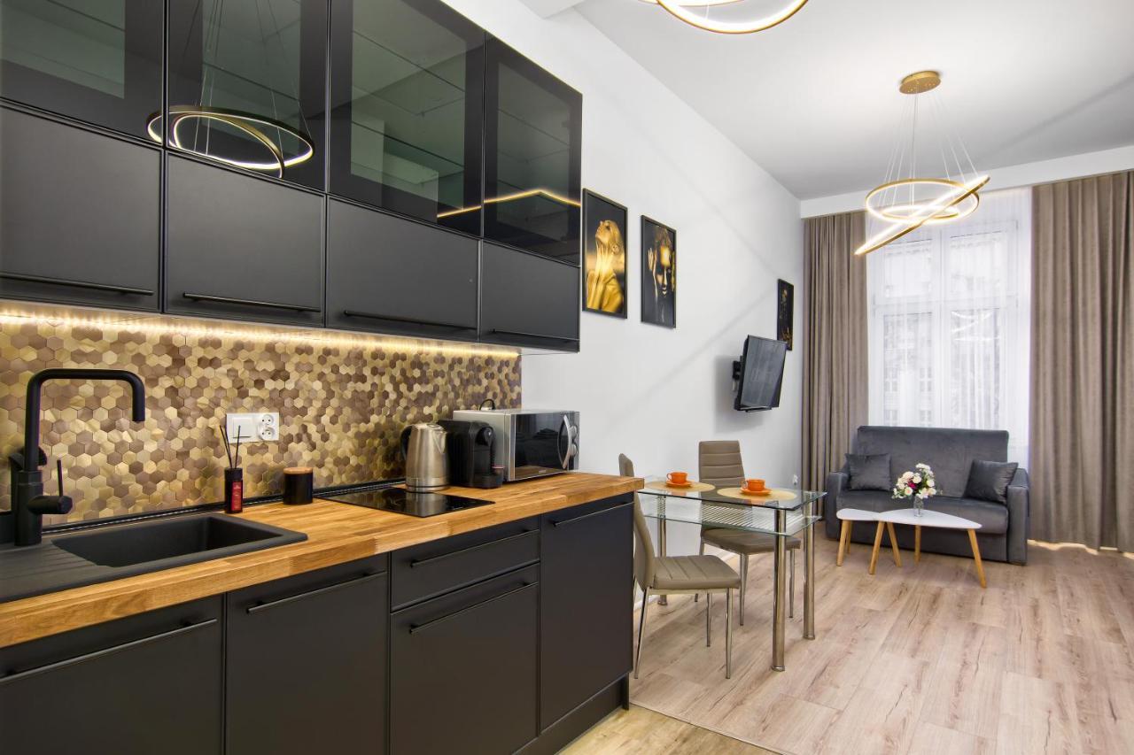 Silver Shine Jacuzzi Cracovia Esterno foto